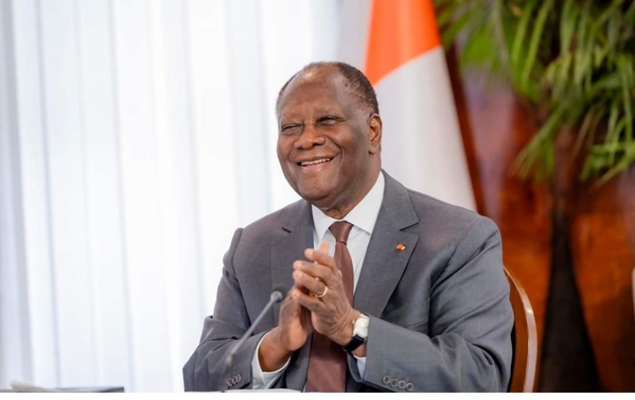 Côte d’Ivoire : Ouattara augmente la prime de fin d’année des fonctionnaires et des retraités