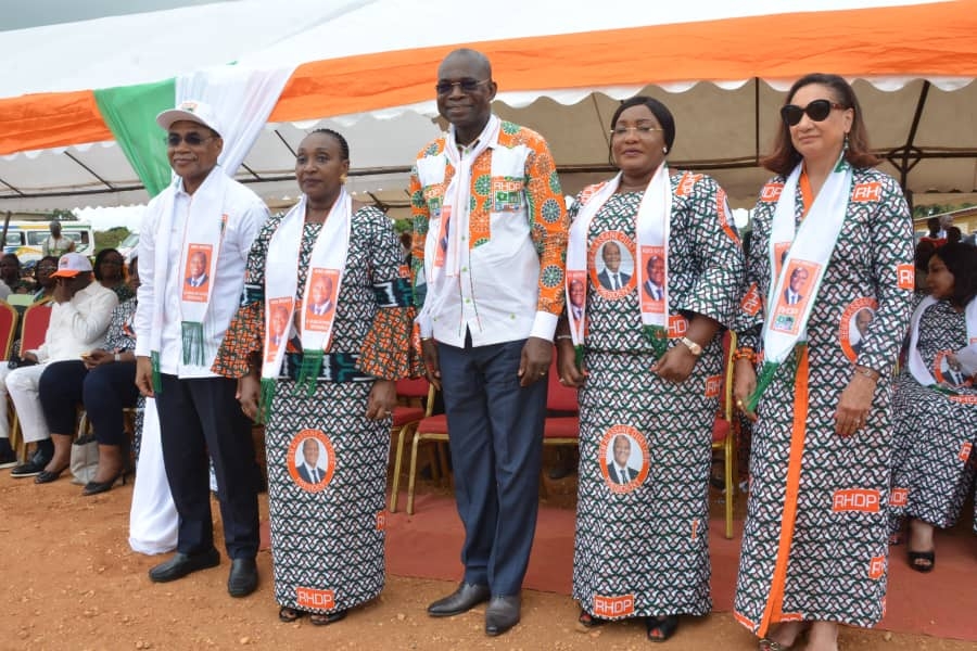 Côte d’Ivoire/Présidentielle 2025 : les femmes du RHDP se mobilisent à Dimbokro pour la candidature du Président Ouattara