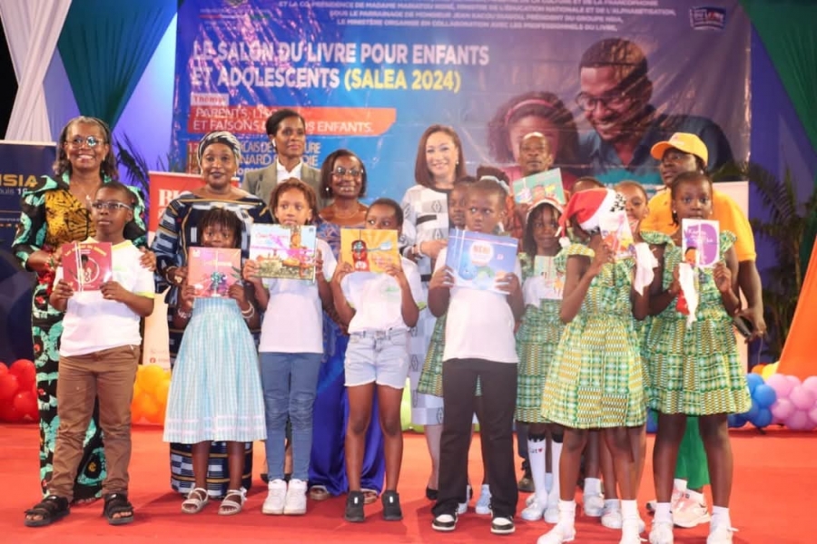 Côte d&#039;Ivoire/7ème édition du Salon du Livre pour Enfants et Adolescents : Françoise Remarck appelle à la lecture familiale