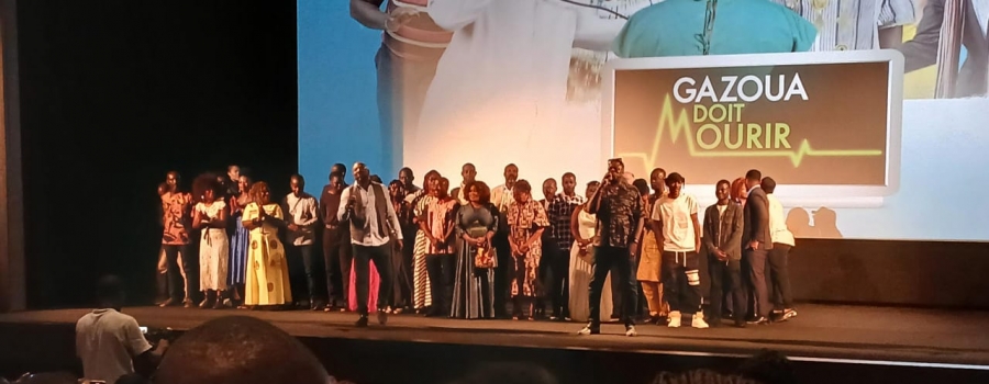 Côte d&#039;Ivoire/Sortie de film : &quot;Gazoua Doit Mourir&quot; dépeint les codes du drame social à travers la comédie