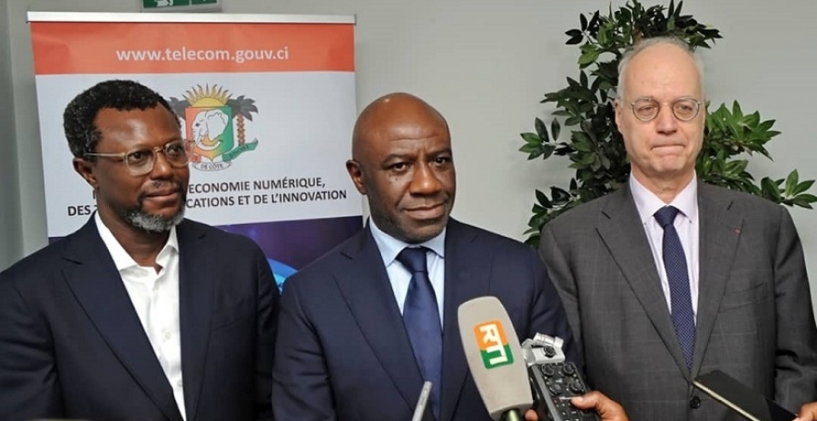 Téléphonie Mobile: Le ministre Adom échange avec Orange sur la qualité du service