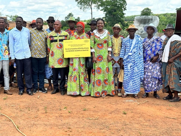 Côte d’Ivoire : La Fondation MTN lance son projet Roll Out avec la formation de 40 femmes de la rurale sur les TIC suivi de don de matériel agricole