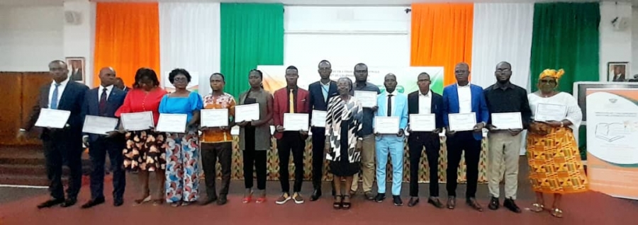 Côte d’Ivoire/Enseignement Privé : plusieurs enseignants obtiennent leur certificat d&#039;autorisation d&#039;enseigner