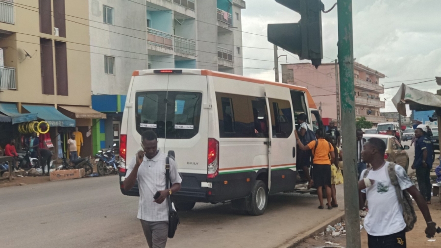 Côte d’Ivoire/Transport urbain : le gbaka, un mal nécessaire pour  la population abidjanaise