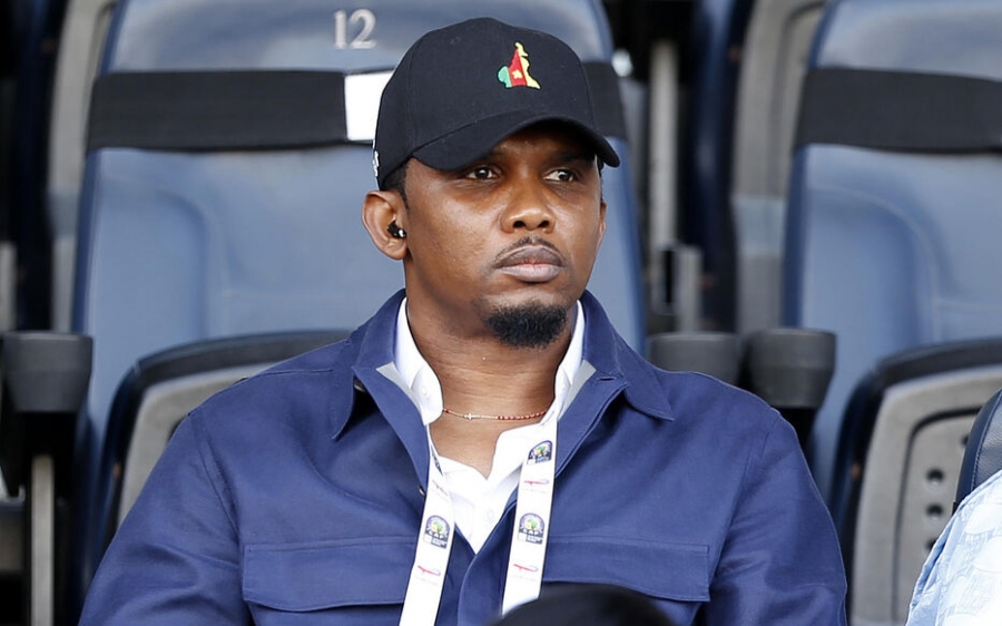 Cameroun/FECAFOOT : Samuel Eto’o impose un code vestimentaire aux entraîneurs