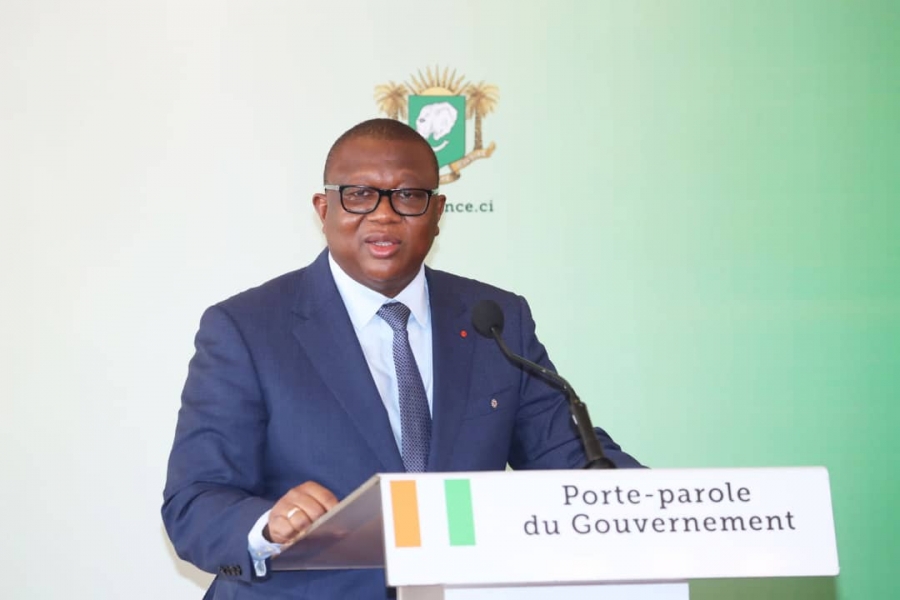 Côte d’Ivoire/Désinformation : Amadou Coulibaly  promeut la campagne « En ligne tous responsables » dans les communes d’Adjamé et de Koumassi