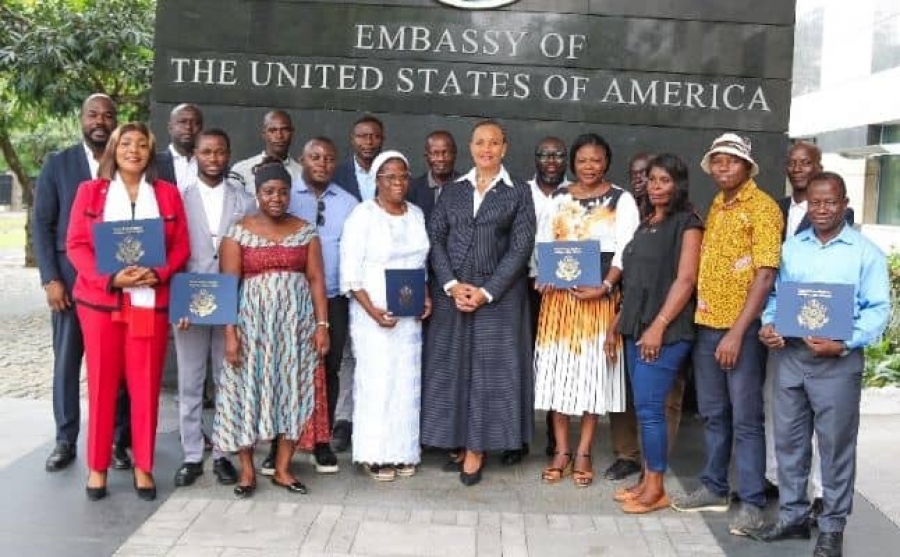 Côte d&#039;Ivoire/Amélioration des conditions de vie: l&#039;ambassade des États-Unis octroie 50 millions de FCFA à des ONG