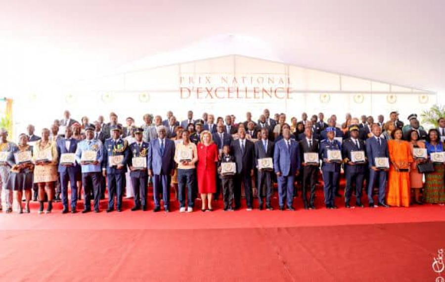 Côte d’Ivoire/Journée nationale d&#039;excellence :  78 lauréats reçoivent leurs prix