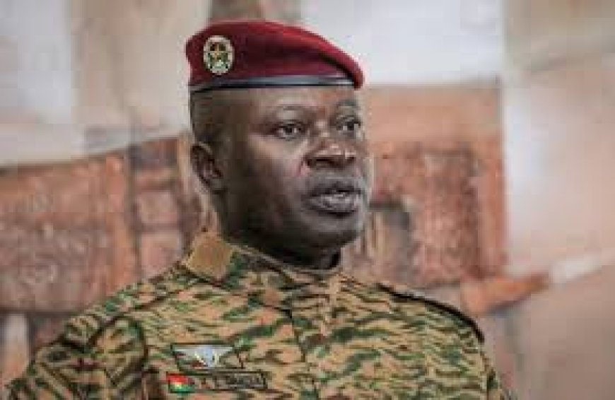 Burkina : Ouagadougou  obtient l'extradition de Paul-Henri Damiba, ancien président de la Transition, arrêté à Lomé