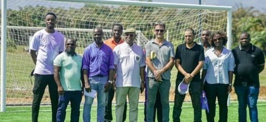 Football : le Stade d’Abidjan réceptionne deux nouvelles pelouses d’entraînement