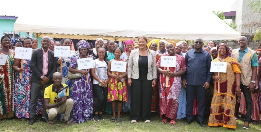 Côte d’Ivoire/Filets sociaux : la ministre Belmonde Dogo rencontre des bénéficiaires dans les communes de Port-Bouët, Treichville et Cocody.