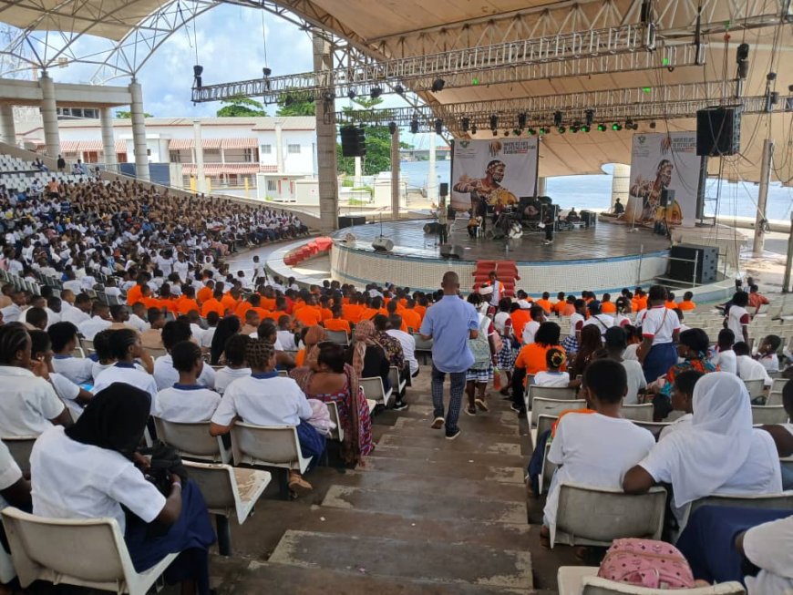 MASA 2026 : des artistes slameurs sèment la graine de l’amour de la lecture dans le cœur des plus jeunes et des adultes