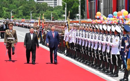 Accueilli en grande pompe à Pyongyang, Xi entame une visite d'Etat en RPDC