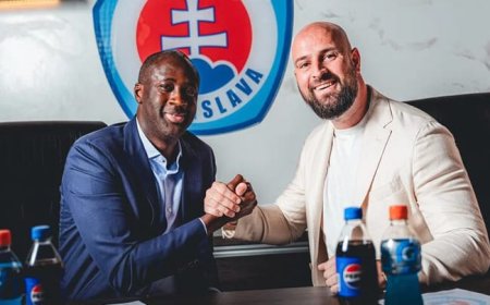Football : Yaya Touré décroche son premier poste d’entraîneur à Slovan Bratislava