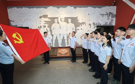Les membres du PCC sont appelés à étudier et à mettre en œuvre la pensée de Xi Jinping sur l'édification du Parti