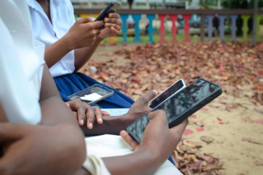 Côte d’Ivoire : la banalisation de la vulgarité sur les réseaux sociaux suscite des inquiétudes au sein de l'opinion publique