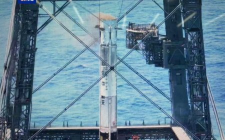 Succès historique et première mondiale : la fusée chinoise Longue Marche 10B réalise sa première récupération au filet marin