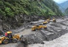 Xi Jinping préside une réunion de la direction du PCC sur les efforts de secours après la coulée de boue dans le district de Gyirong